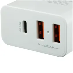 canyon-universal-3xusb-ac-charger-in-wall-with-over-voltage--70729-cne-cha08w.webp