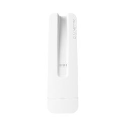 Mikrotik OmniTIK 5 PoE ac (RBOmniTikPG-5HacD), 2×7.5dBi integrirana 5GHz Omni antena, High Gain Dual Chain 802.11an/ac, 720MHz CPU, 128MB RAM, 5xGigabit LAN, 4×POE, PSU, pole mount, RouterOS L4