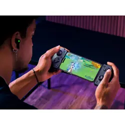 igralni-ploscek-razer-kishi-v3-androidios-usb-c-7592-gamraz043.webp