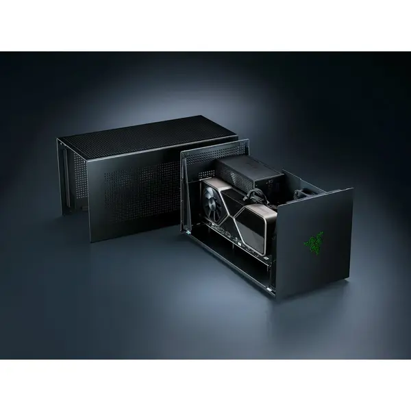 Zunanje ohišje za grafično kartico Razer Core X V2, eGPU, Thunderbolt 5, brez napajalnika